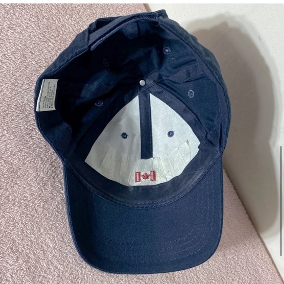 5/$25 Navy Blue Wawa Canada Hat - Picture 6 of 11